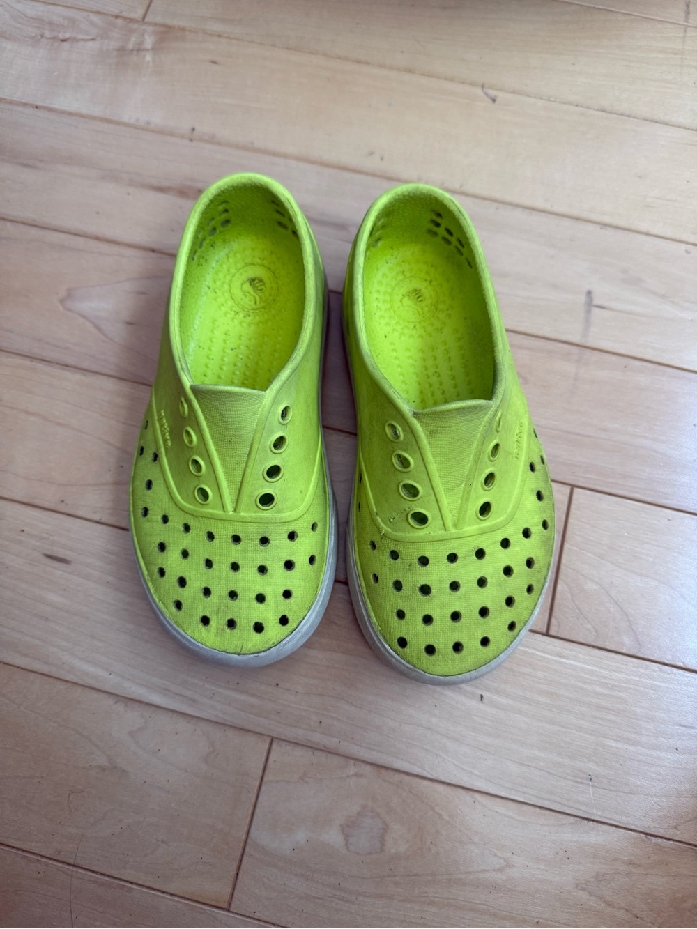 Native Kids Jefferson Slip-On Water Shoe - Neon Lime